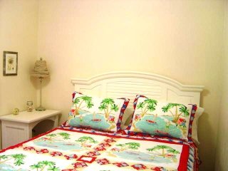 bedroom_web-167124850_std bedroom_web-167124850_std